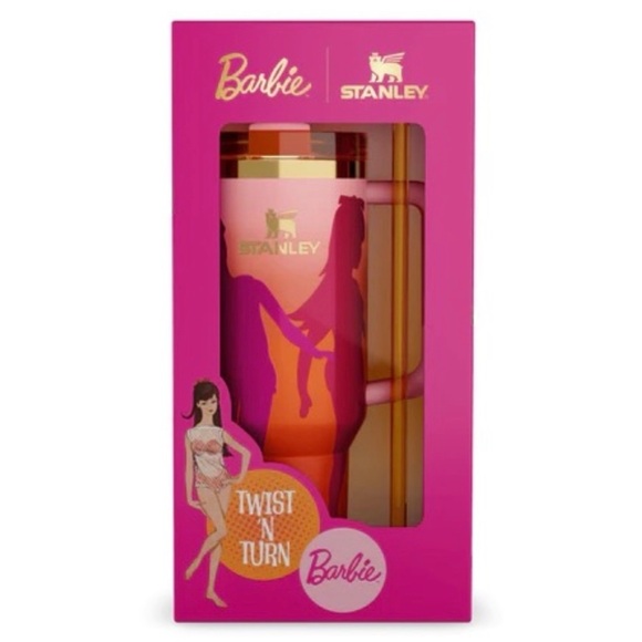 Barbie Stanley ‘60’s Twist ‘n Turn 40 oz. Quencher 🩷💖🩷💖🛍️🛍️💞💞💝💗💘💋❣️ - Picture 2 of 8